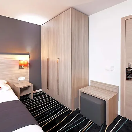 The Originals City, Marne-La-Vallee Est, Meaux ,Glassy Hotel Hotel Villenoy